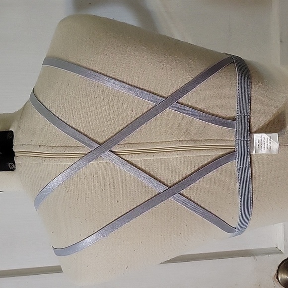 ESSUE Women's S Gray Sheer Floral Bralette - Picture 5 of 6